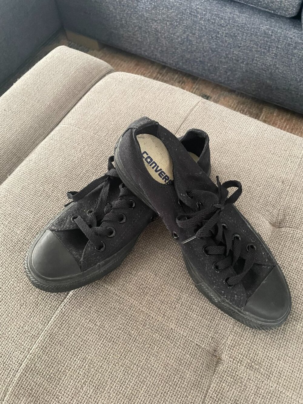 All Black Converse / Never Worn / Size 7